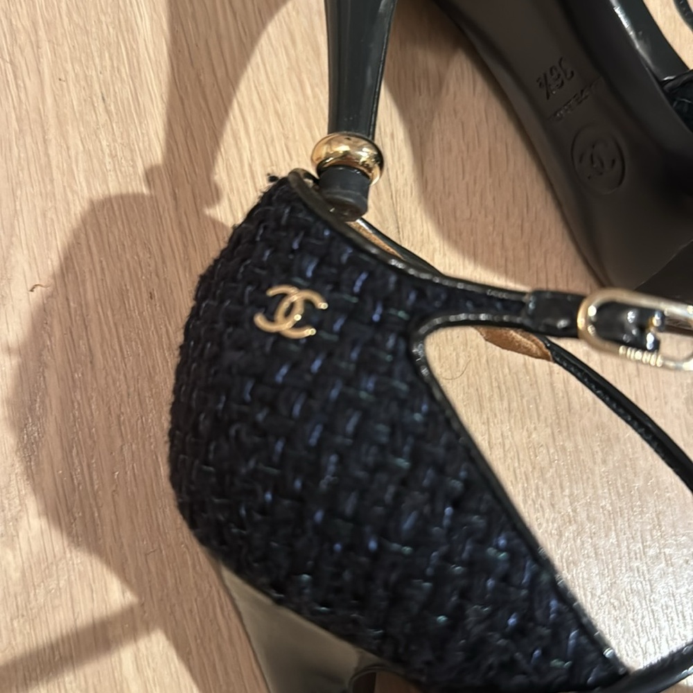 Chanel 36.5 - Picture 4 of 6